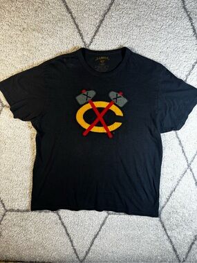 Chicago Blackhawks black t-shirt